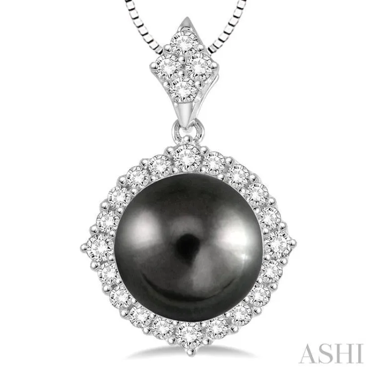 10x10MM Black Cultured Pearl and 1/2 Ctw Round Cut Diamond Pendant in 14K White Gold with chain