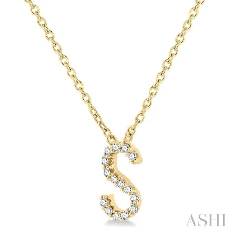 1/20 ctw Initial 'S' Round Cut Diamond Pendant With Chain in 14K Yellow Gold