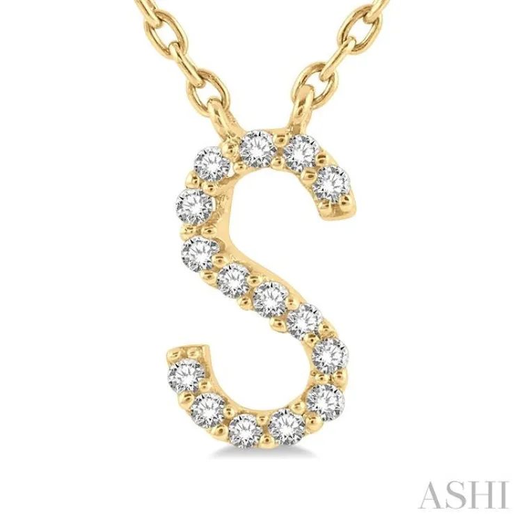 1/20 ctw Initial 'S' Round Cut Diamond Pendant With Chain in 14K Yellow Gold