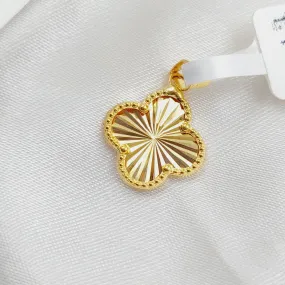 18K Clover Pendant