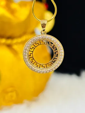 18K Gold Circle Pendant with Stone