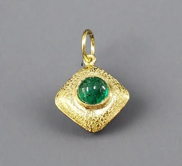 18k Gold Zambian Emerald Pendant