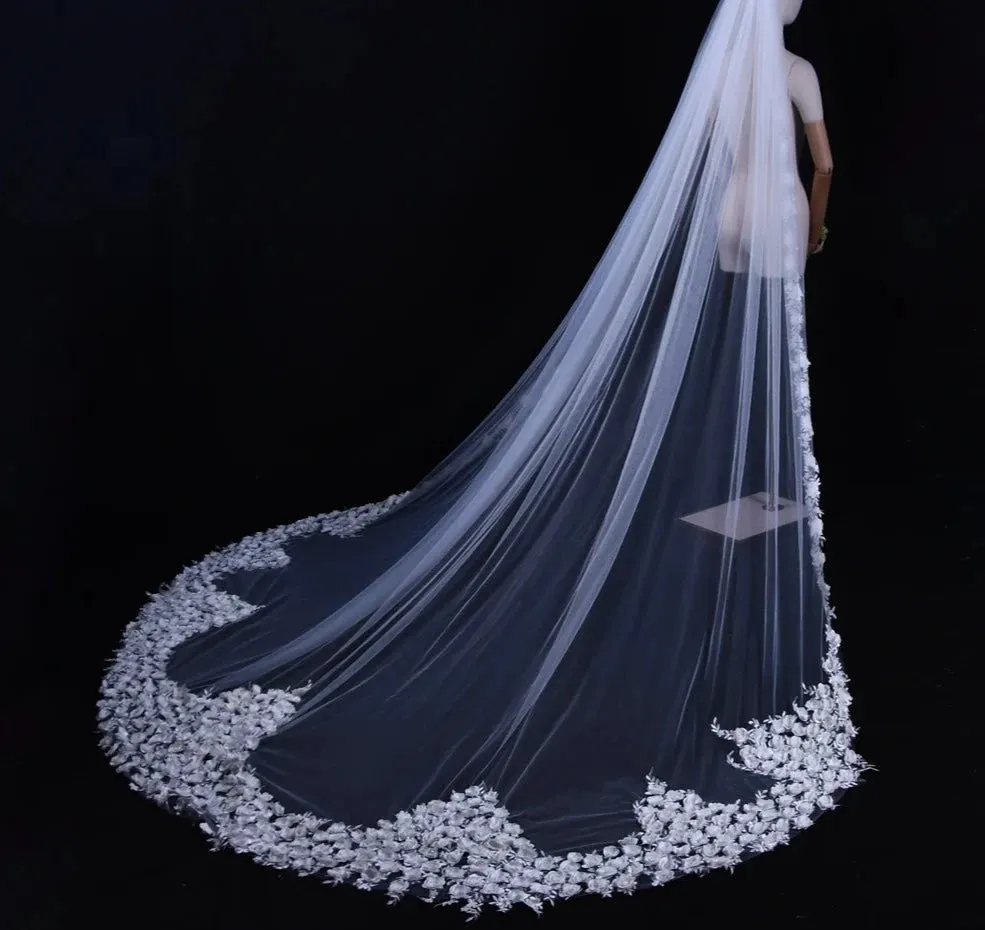 3D Flower Wedding Veil Single Layer Luxury Bridal Cathedral Veil with Hair Comb