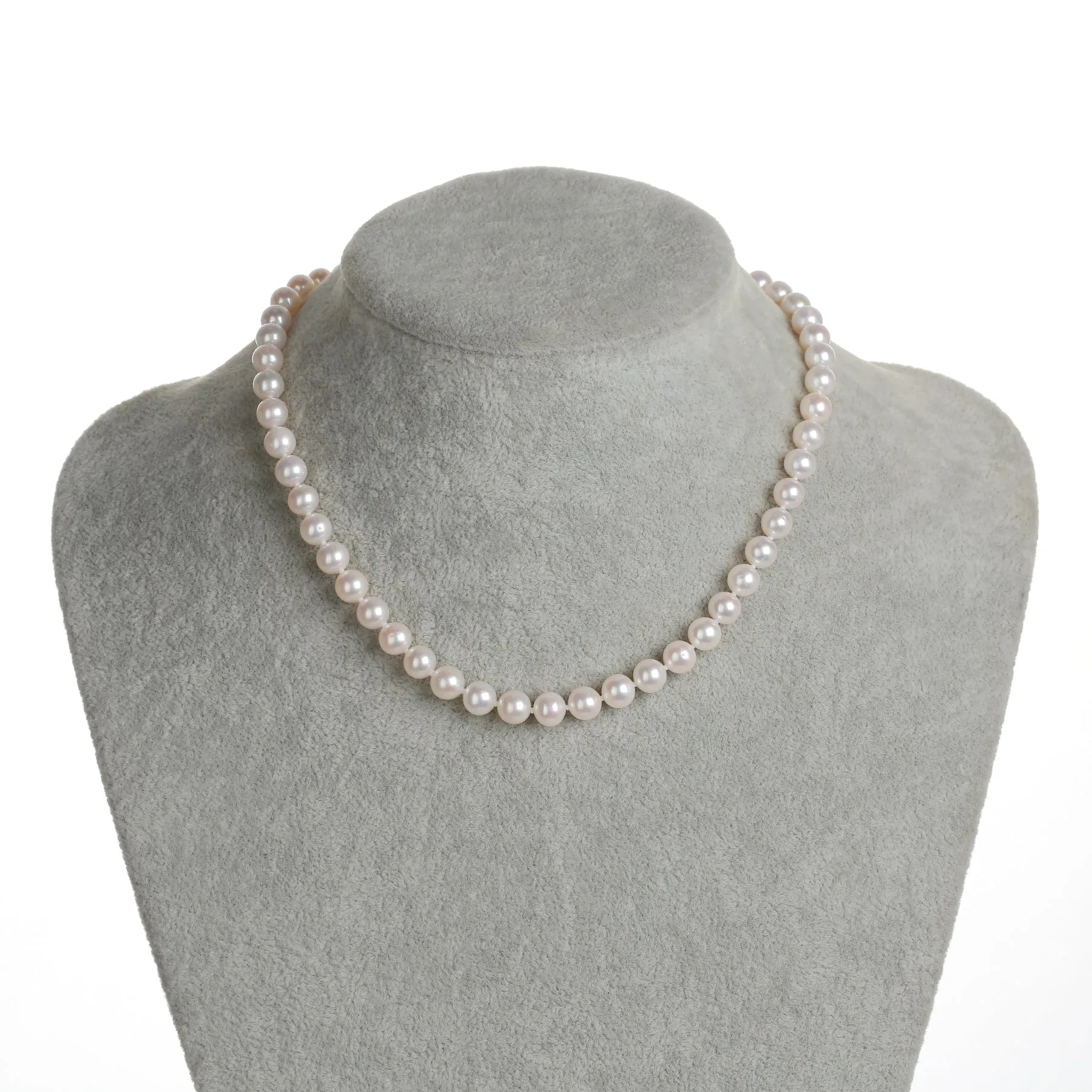 8-9mm Classic White Round Freshwater Pearl Necklace, Sterling Silver Clasp AAAA Grade