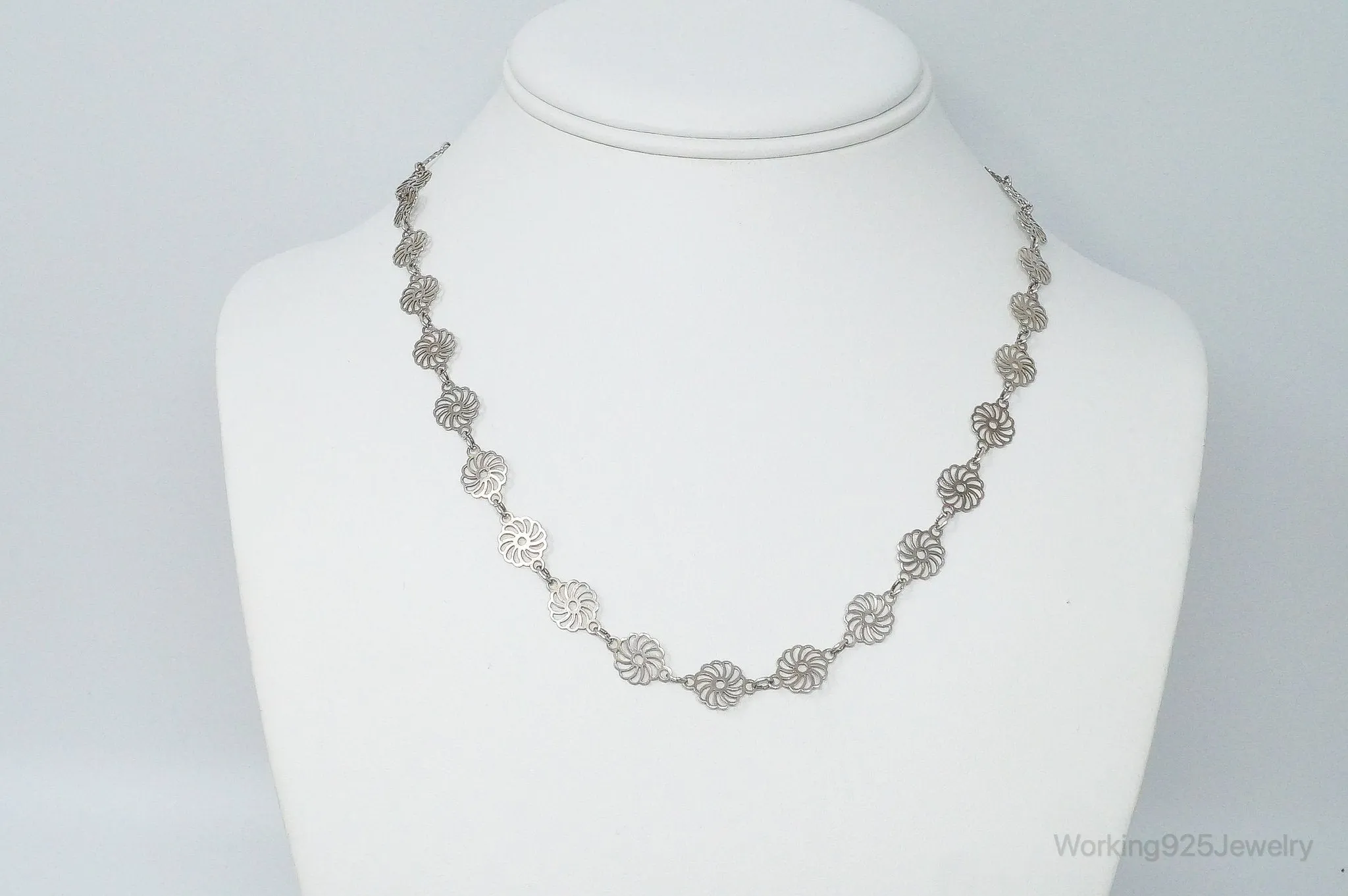 Antique Flowers Pattern Sterling Silver Necklace