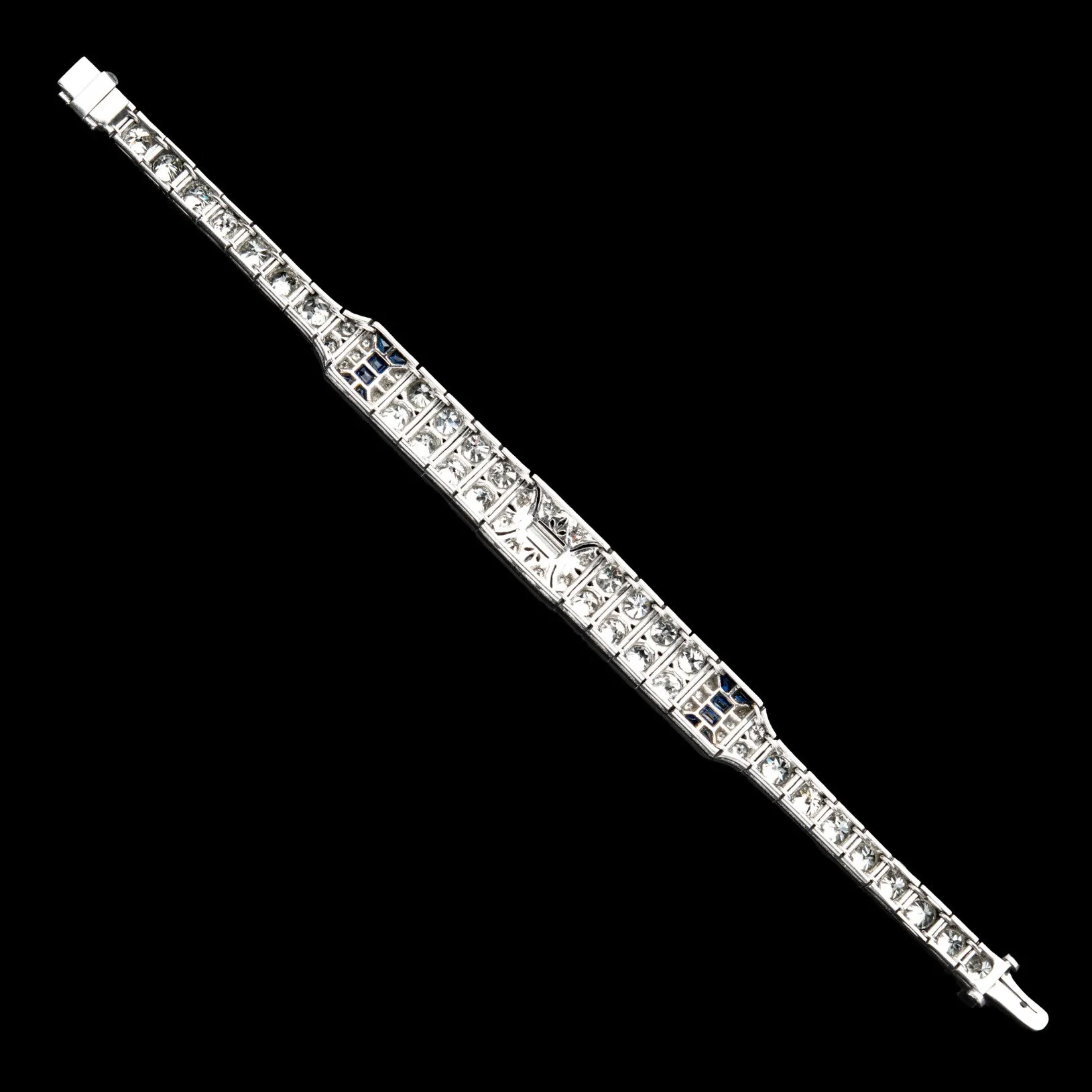 Art Deco Finely Crafted Diamond & Sapphire Bracelet, Circa 1930s