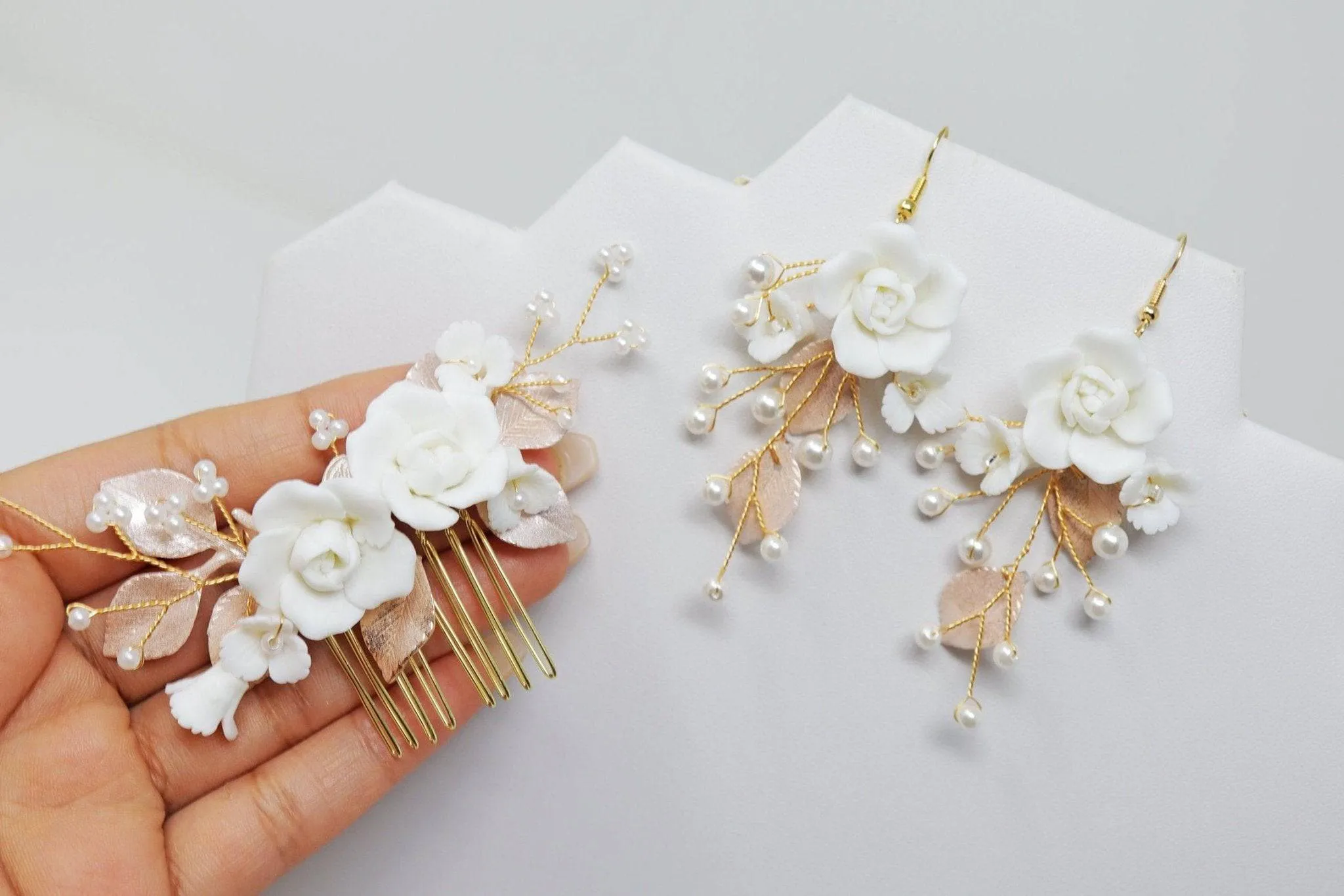 Baroque Style Ceramic White flower Bridal Earring & Hair piece, Bridal Hair Accessories, Hair Comb