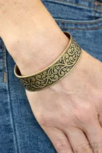 Bracelet Read The VINE Print - Brass B2046