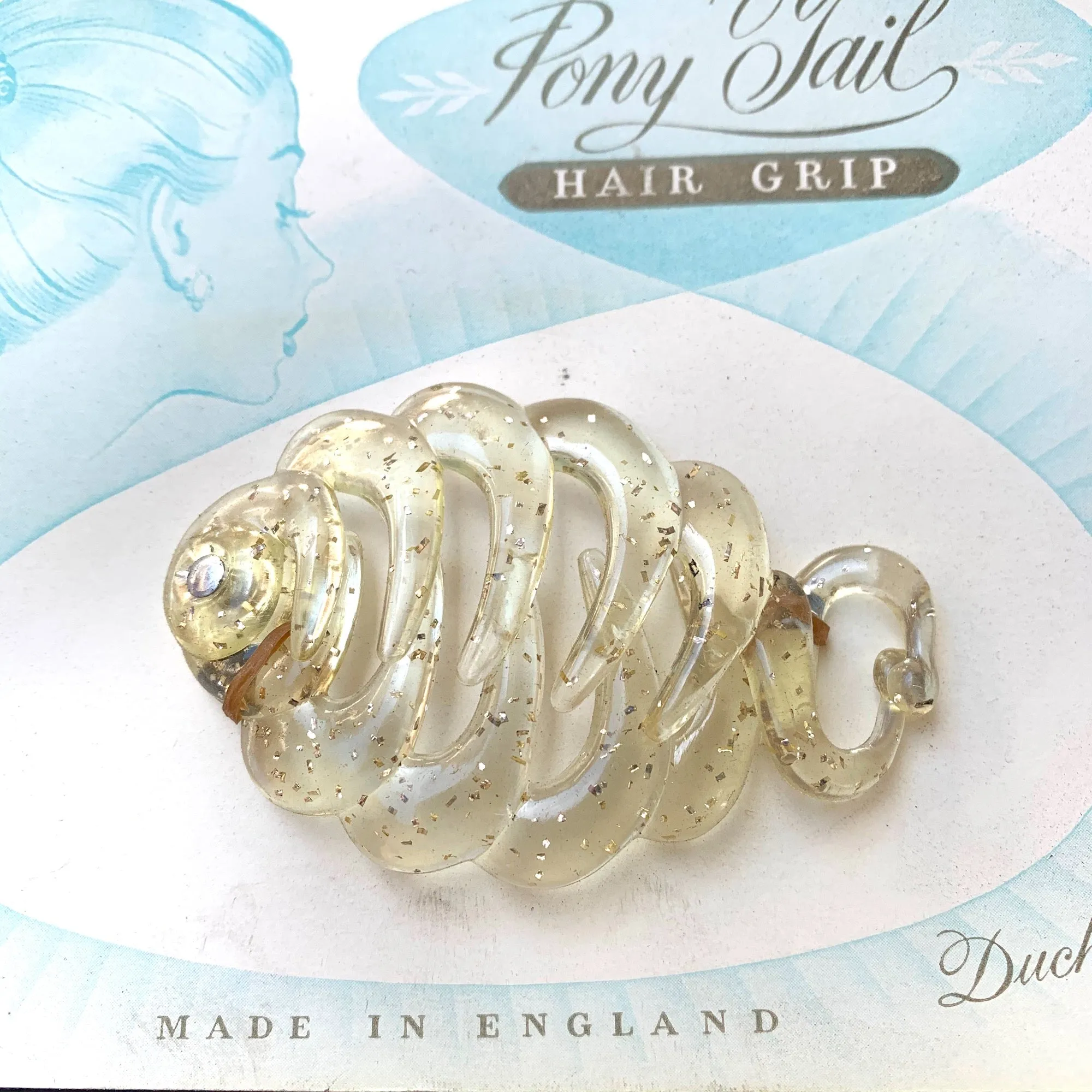 British 1950s Pony Tail 7cm Hair Grip/ Banana Clip on Lovely Display Card.