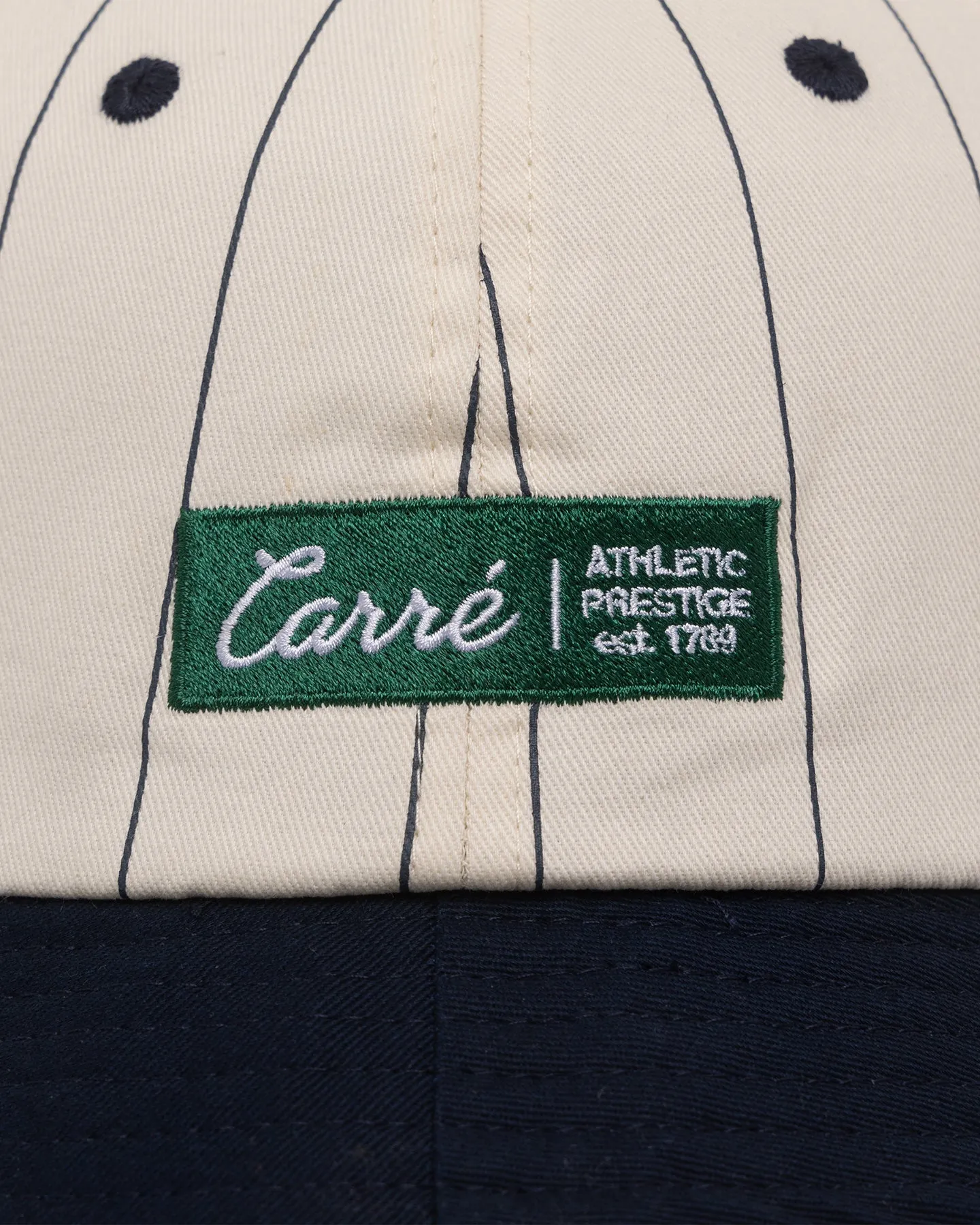 Carre Base Bucket Hat Off White/Navy