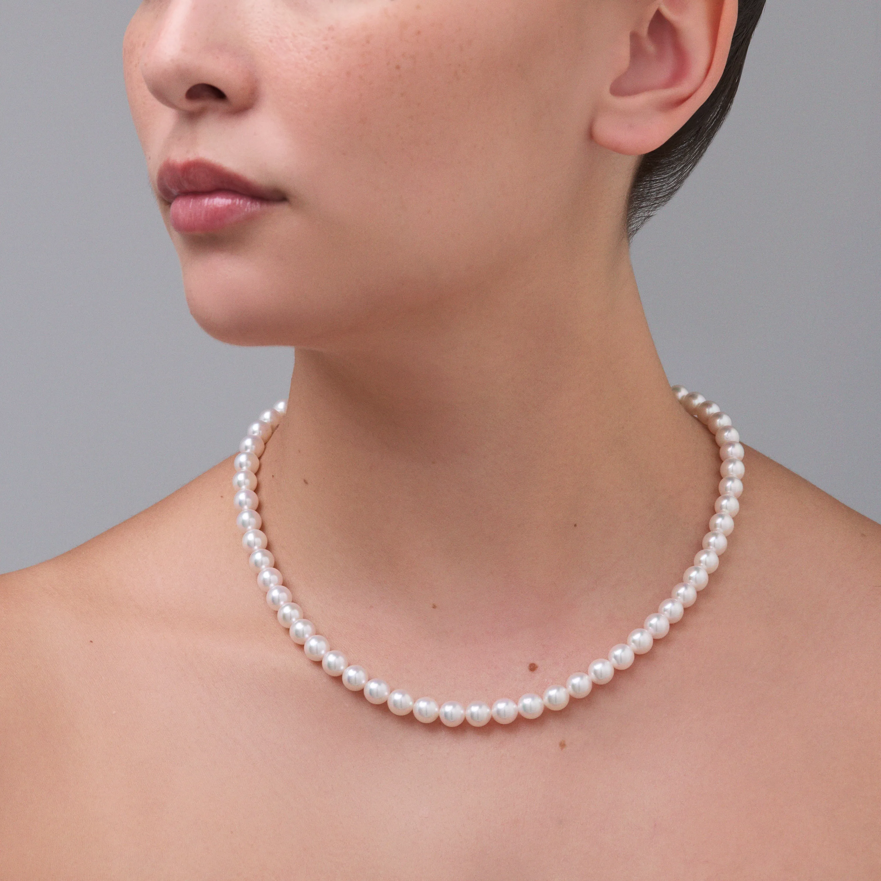 Classic Pearl Necklace