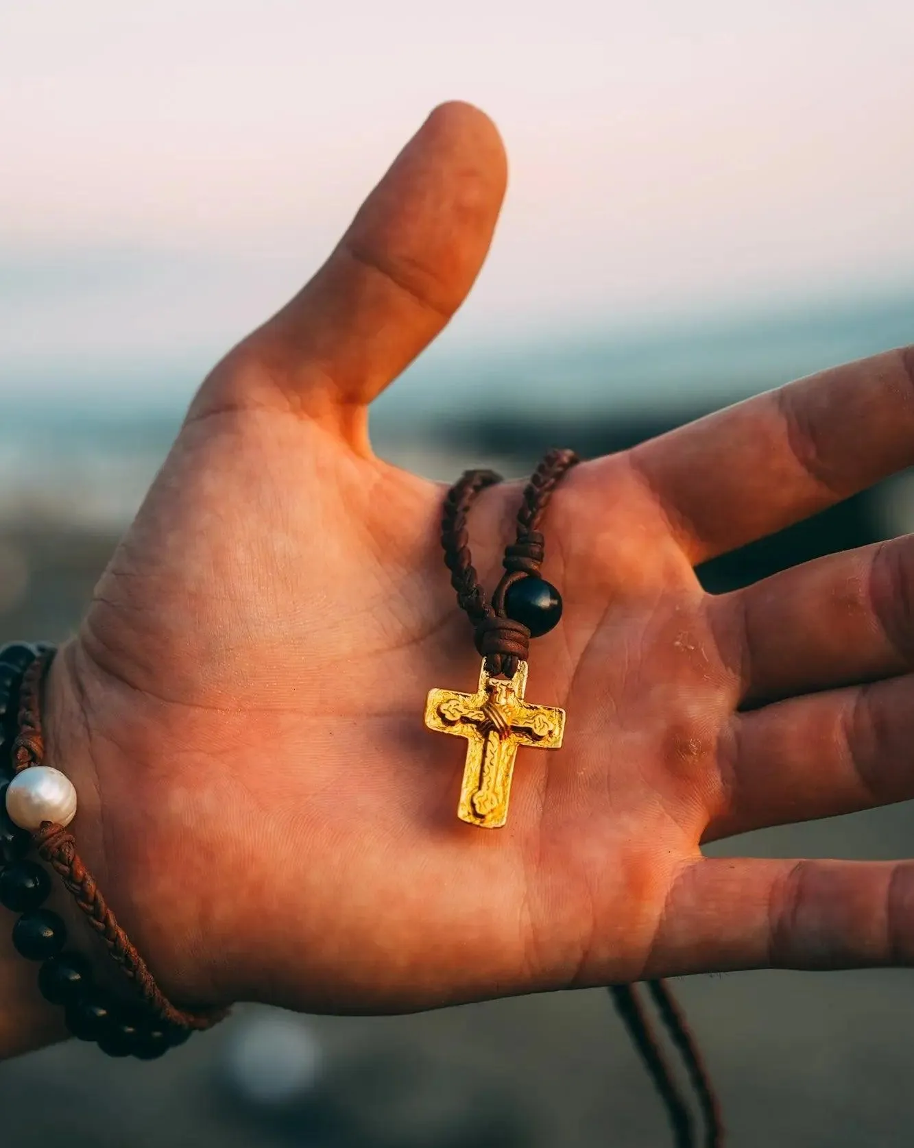 Cross Pendant (Gold)