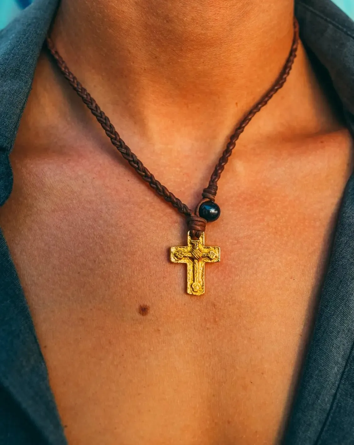 Cross Pendant (Gold)