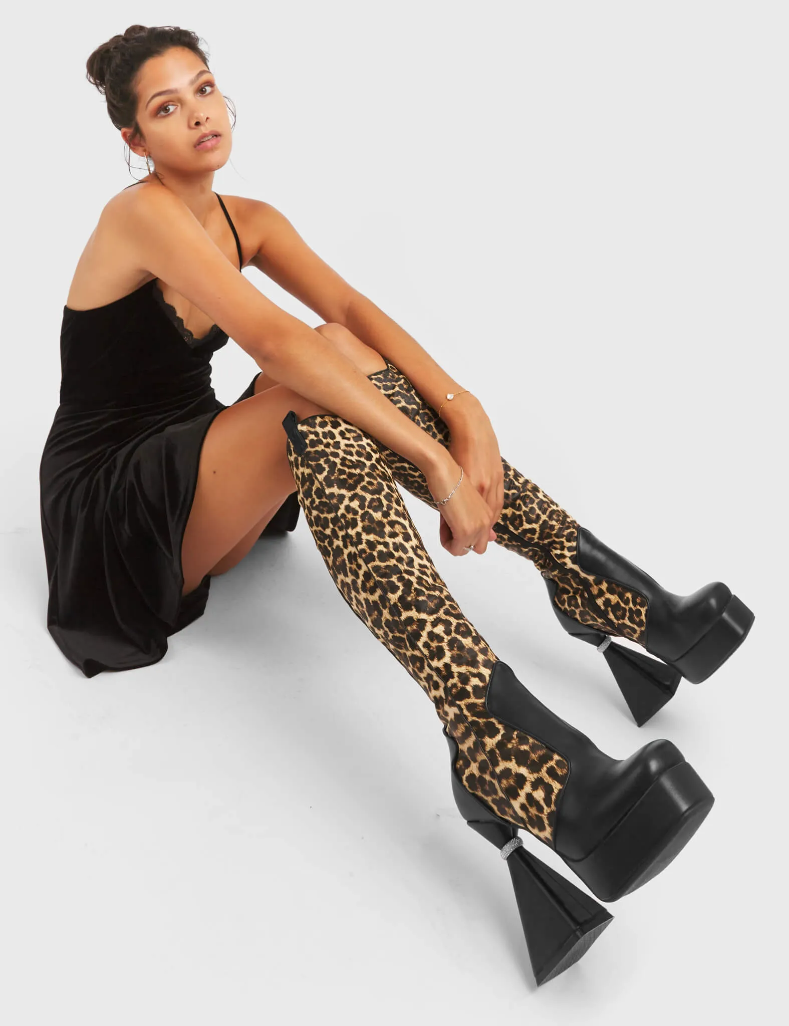 Curious Platform Knee High Boots