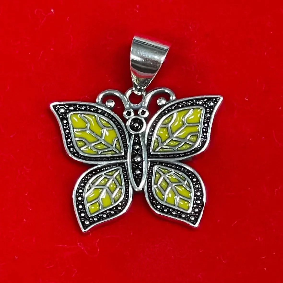 D1944 Yellow Butterfly Pendant