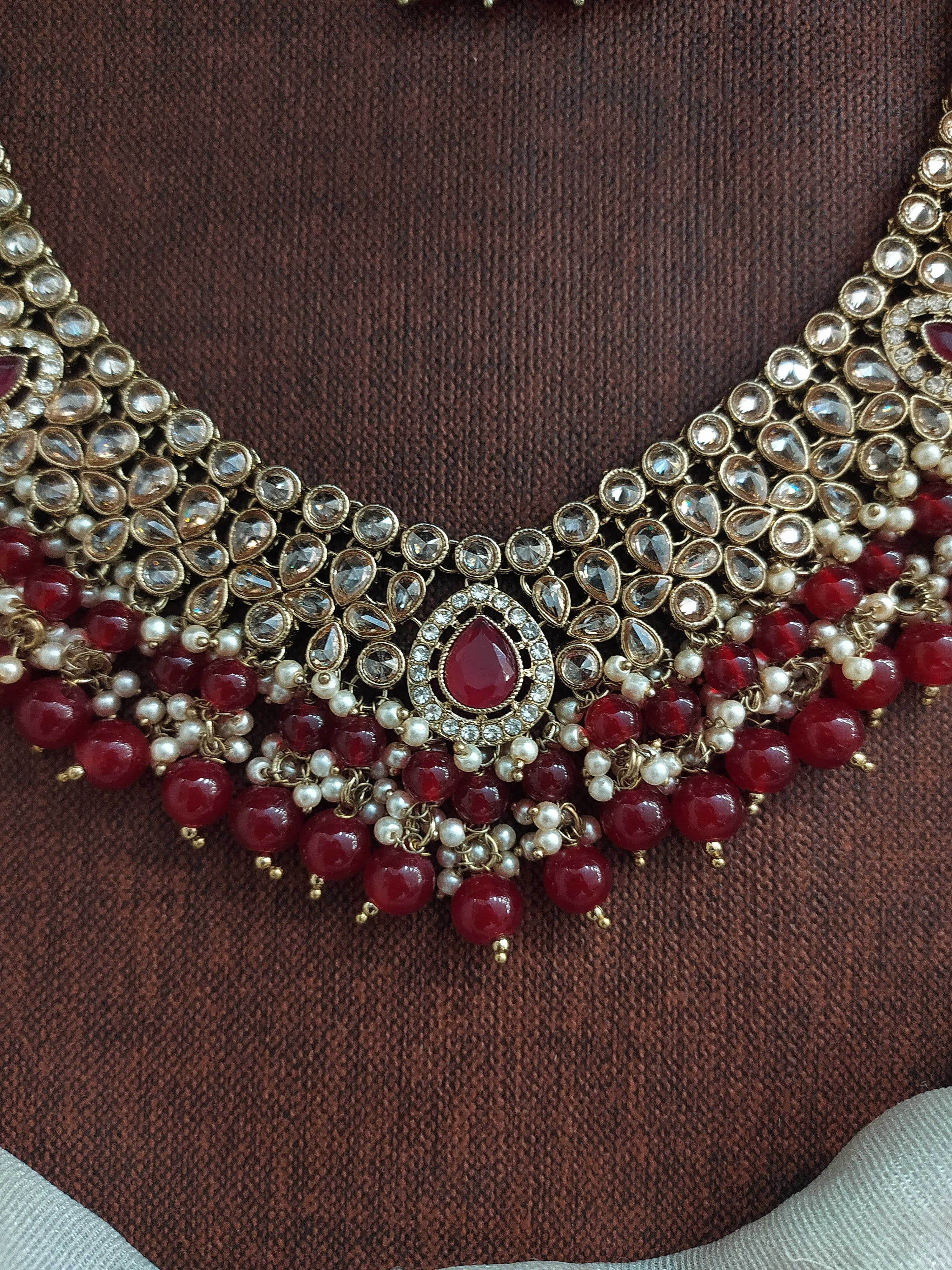 Embrace Enchantment With Uncut Polki Stones Mehendi Necklace Set