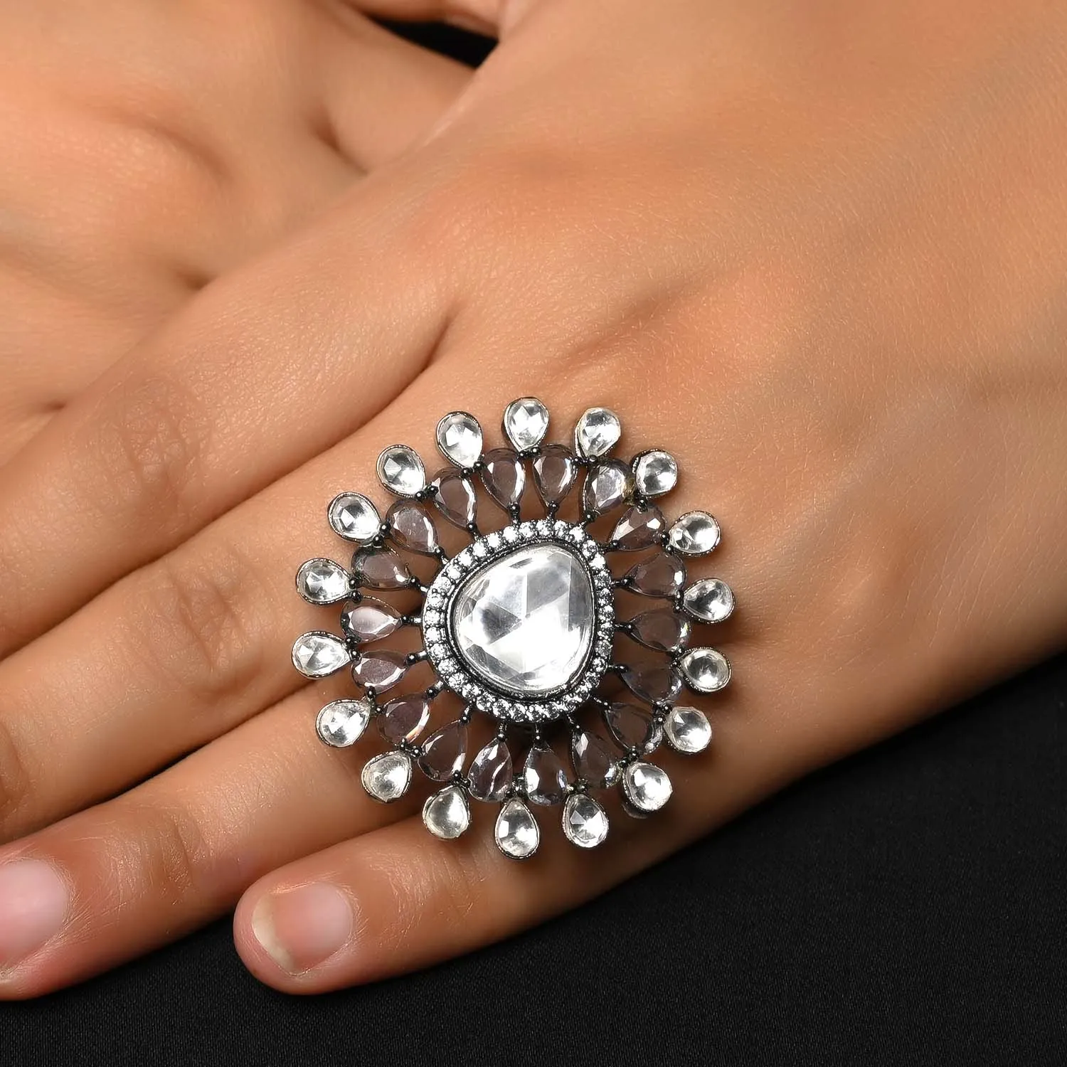 Gungun Diamonds Rhodium Plated Victorian Ring