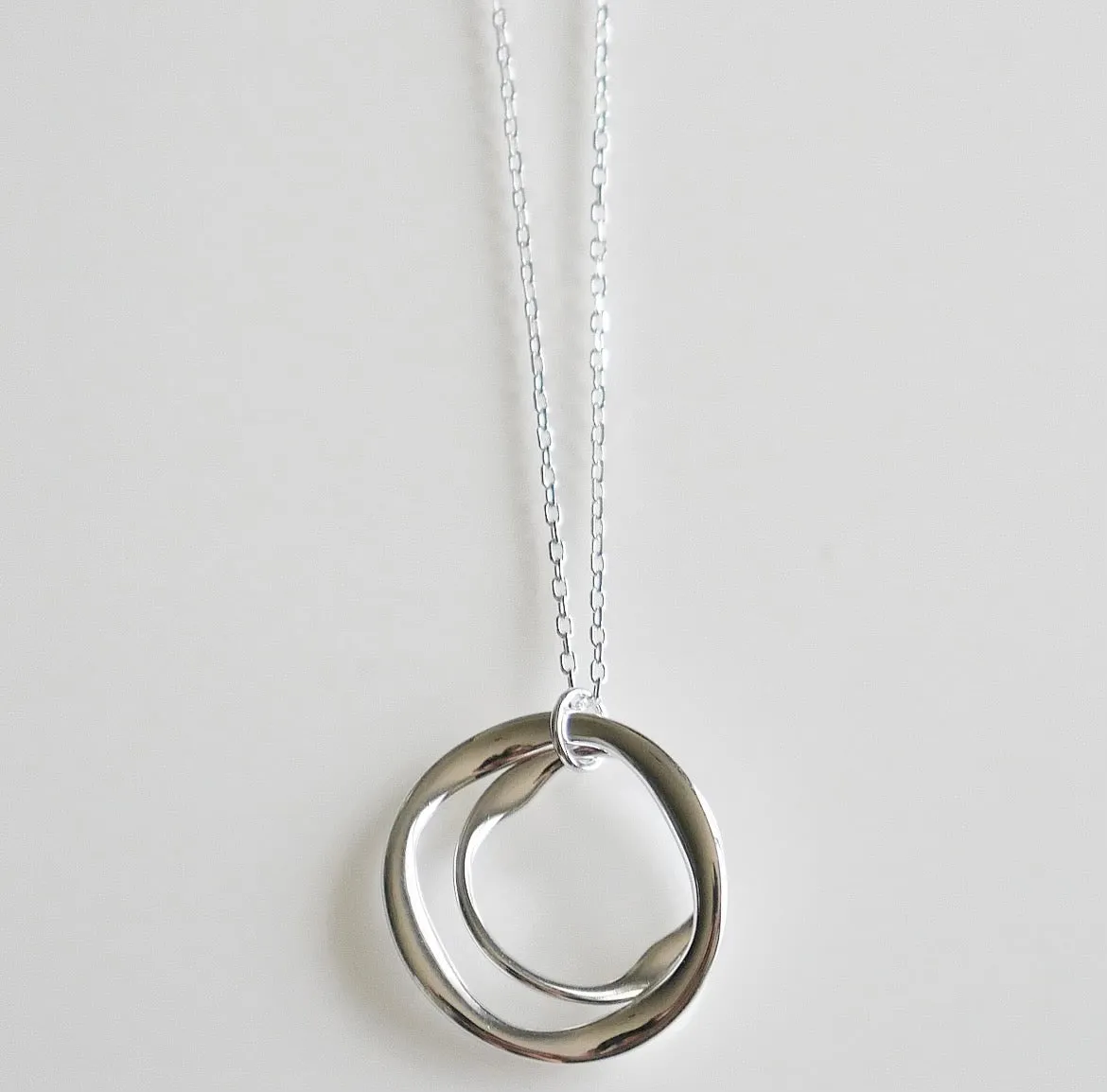 Interlock Abstract Circle Daywear Necklace .925 Sterling silver