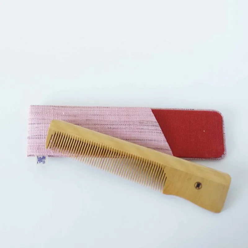 Japanese Akane (Madder) Comb with Hand Woven Linen Case,  Handmade in Kyoto, Japan,  Japanese traditional hair comb