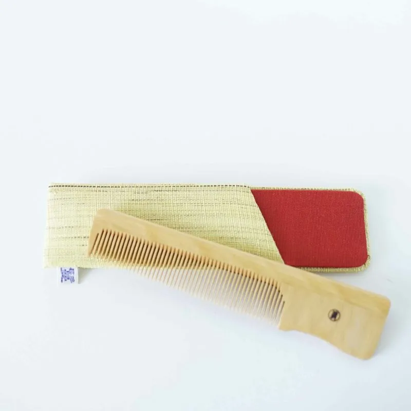 Japanese Akane (Madder) Comb with Hand Woven Linen Case,  Handmade in Kyoto, Japan,  Japanese traditional hair comb