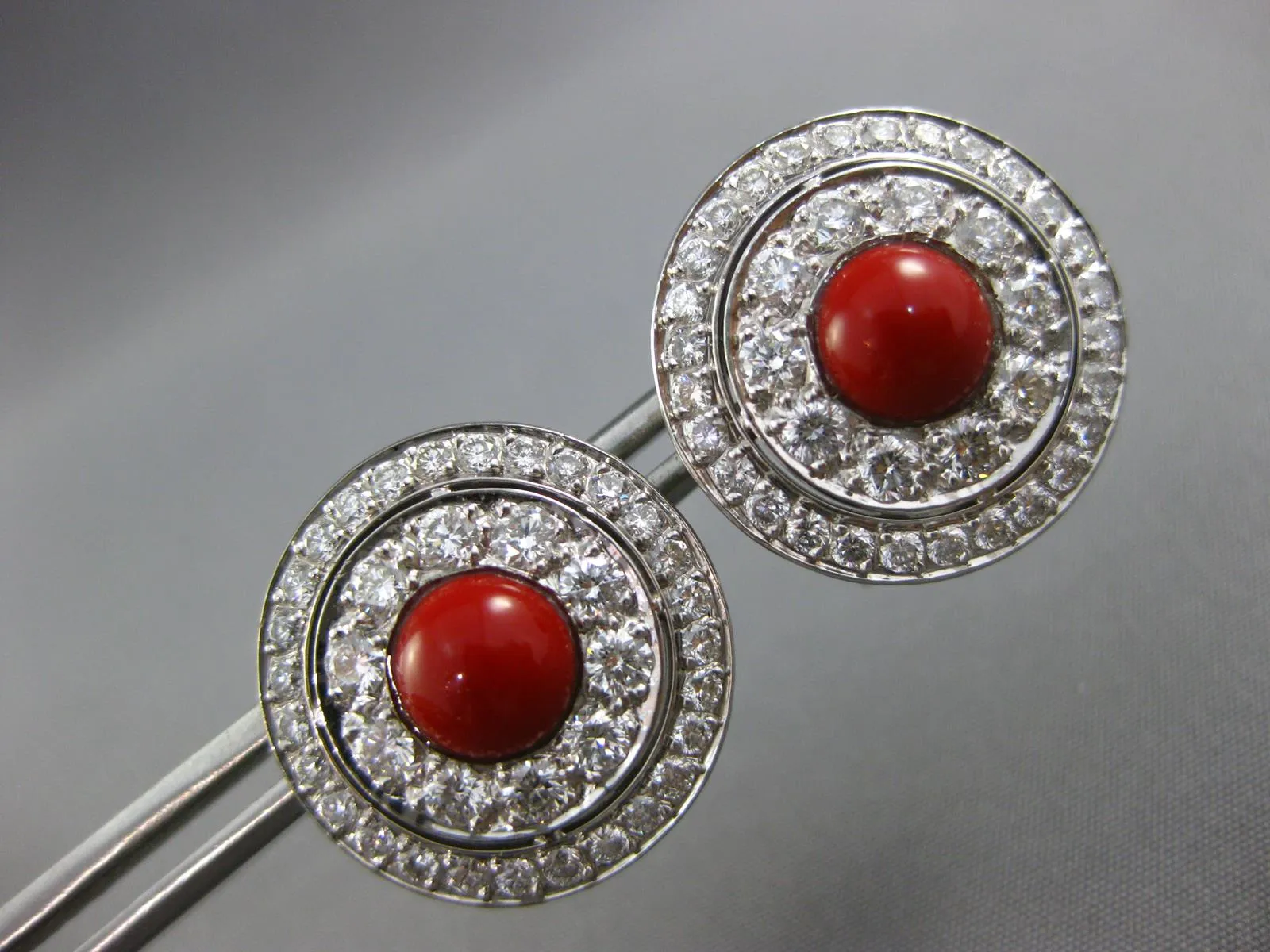 LARGE 3.0CT DIAMOND & AAA CORAL 18KT WHITE GOLD ROUND CLIP ON HANGING EARRINGS