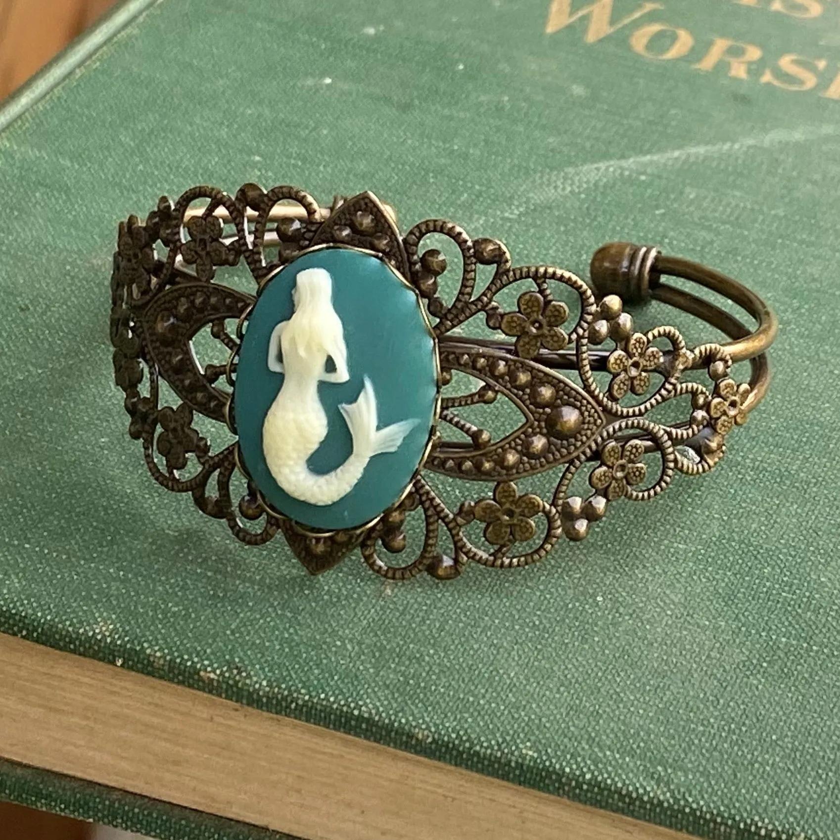 Mermaid Filigree Cuff Bracelet in Turquoise or Black - Antiqued Brass