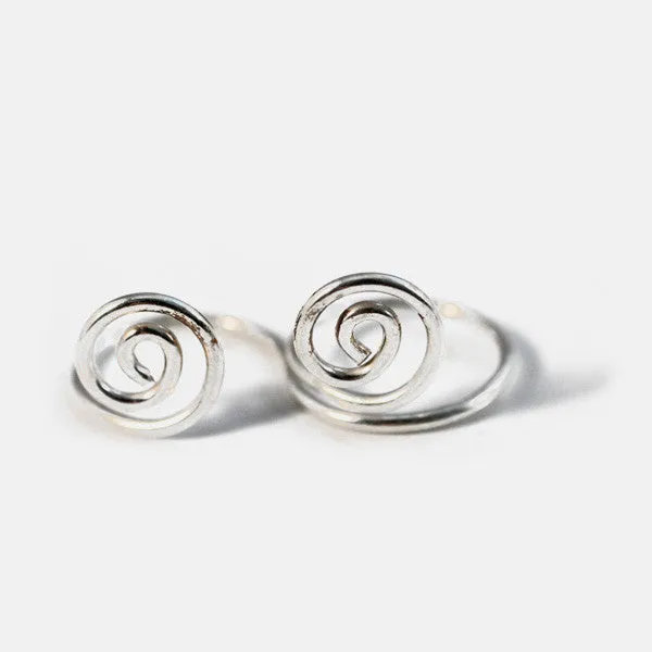 Modern Swirl Sterling Silver Double Finger Ring