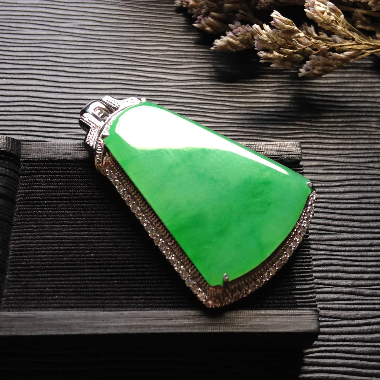 Natural Jade Pendant Jadeite Gold Pendant PT426