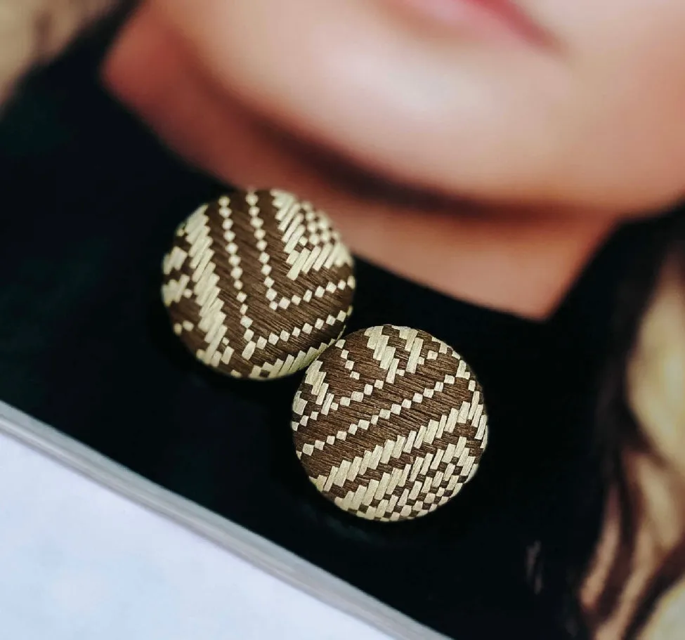 Rattan button earrings