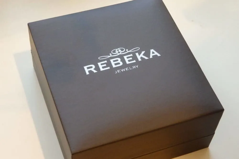 Rebeka WHITE EARRINGS