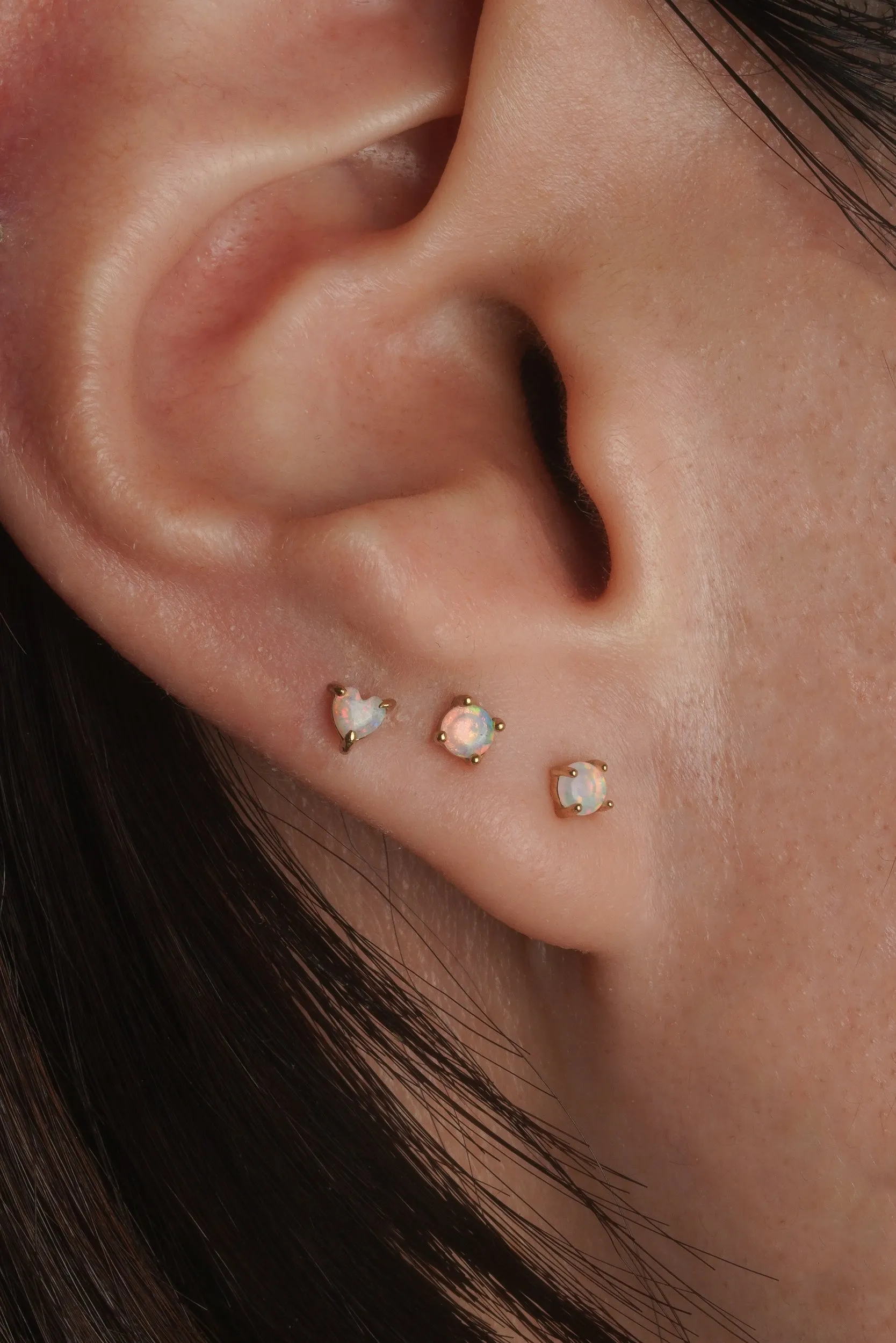 Round Opal Stud (Single)