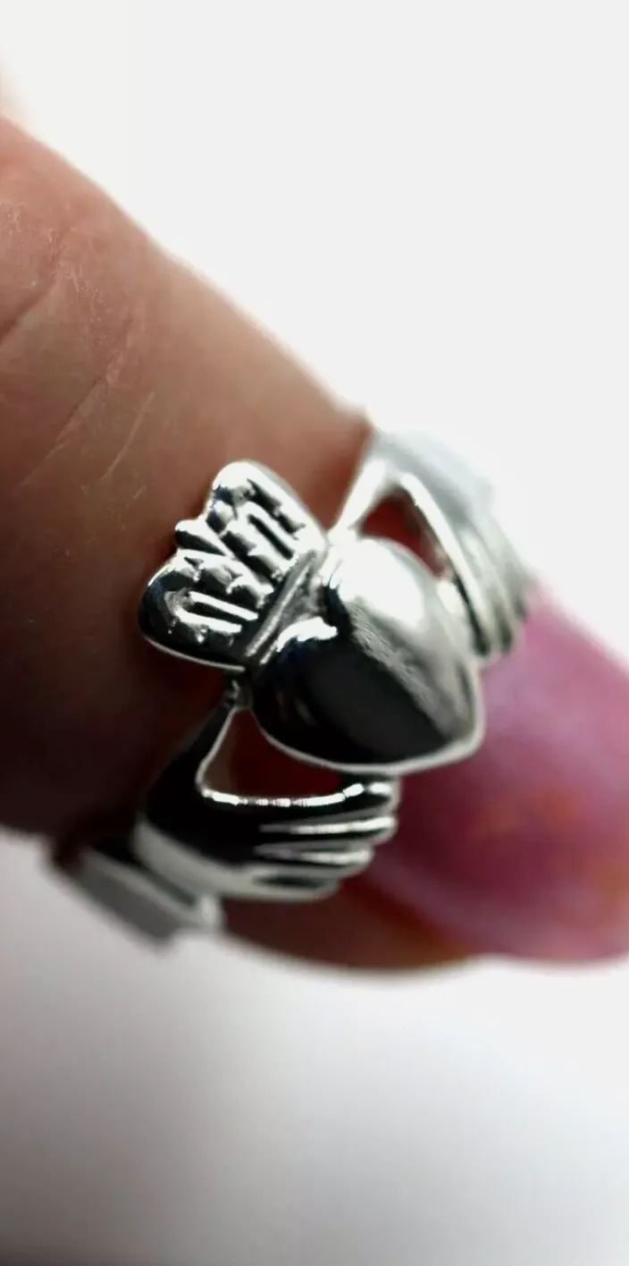 Solid 925 Sterling Silver Extra Large Irish Claddagh Ring - Choose your size