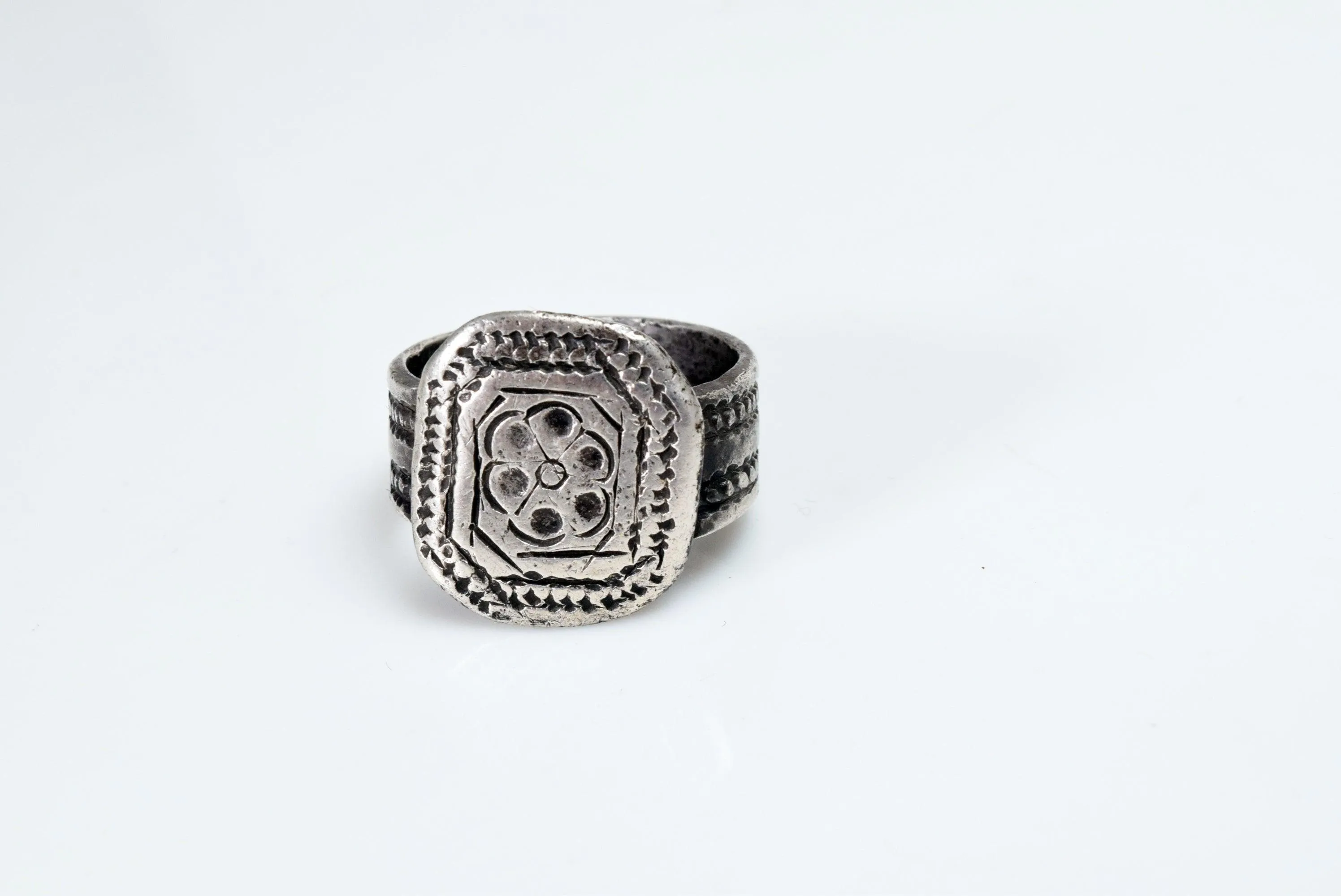 Vintage Silver Octagon Ring from Oman