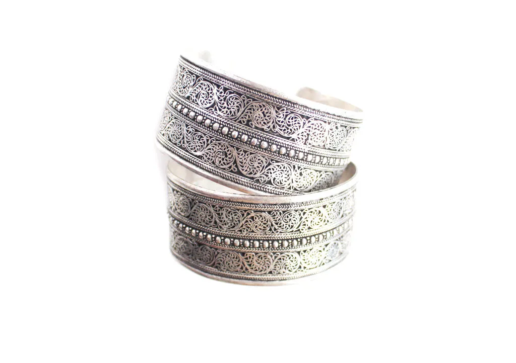 White Metal Fine Filigree Carving Handmade Cuff Bracelet