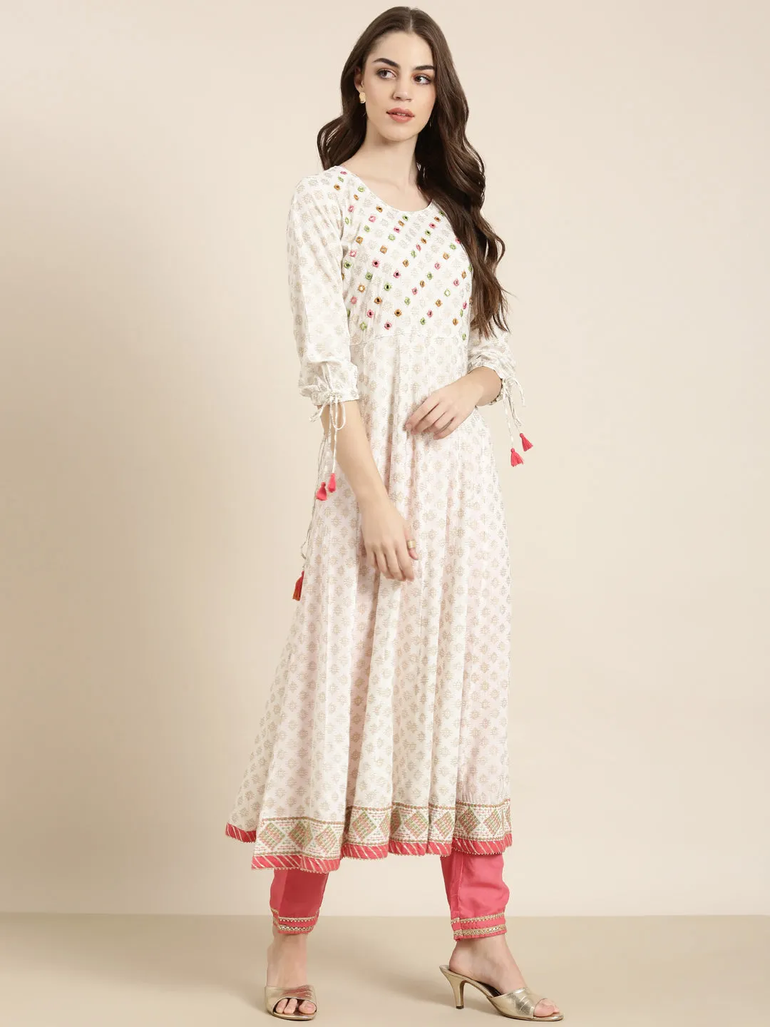 Women White Geometrical Anarkali Kurta