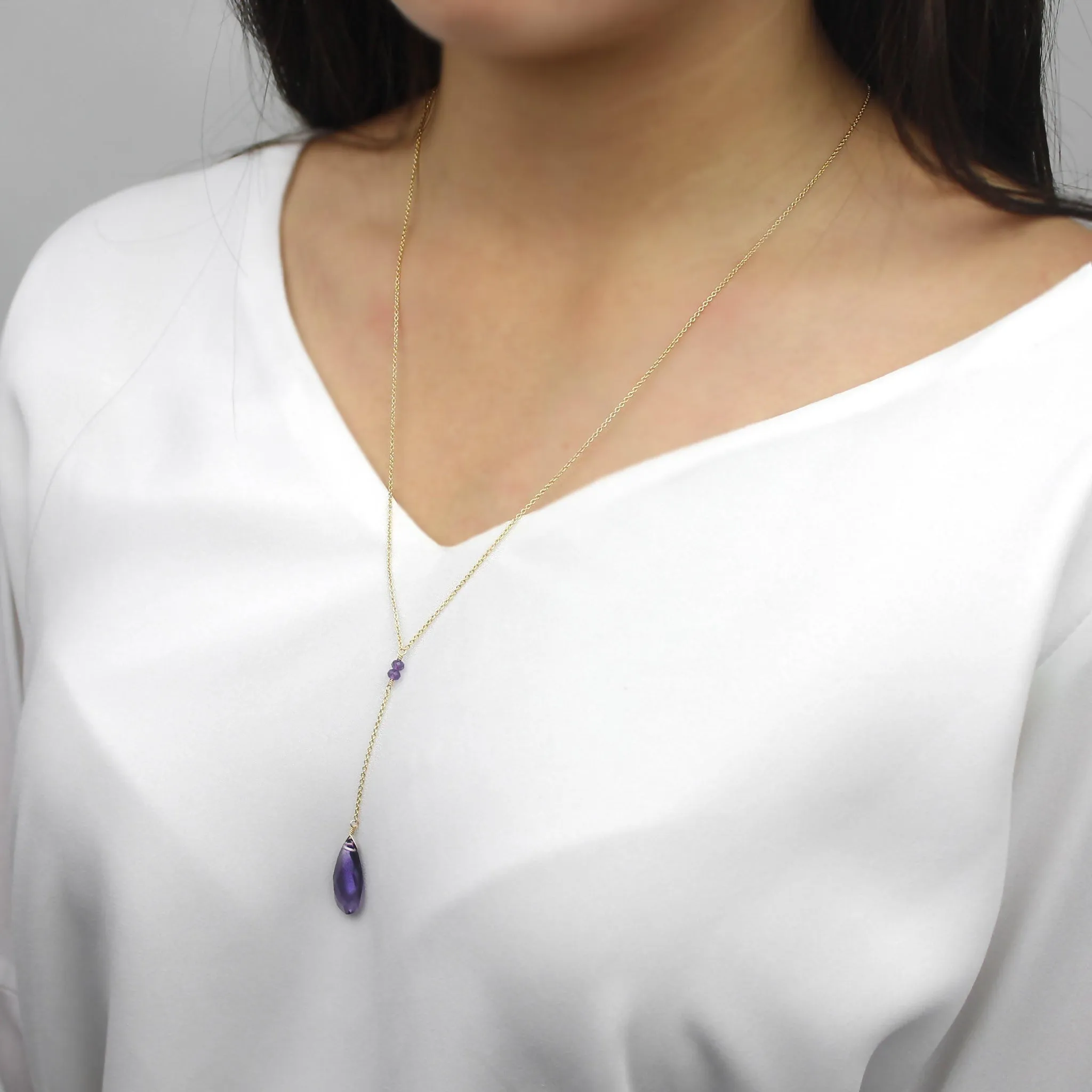 Y Shape Necklace: Amethyst