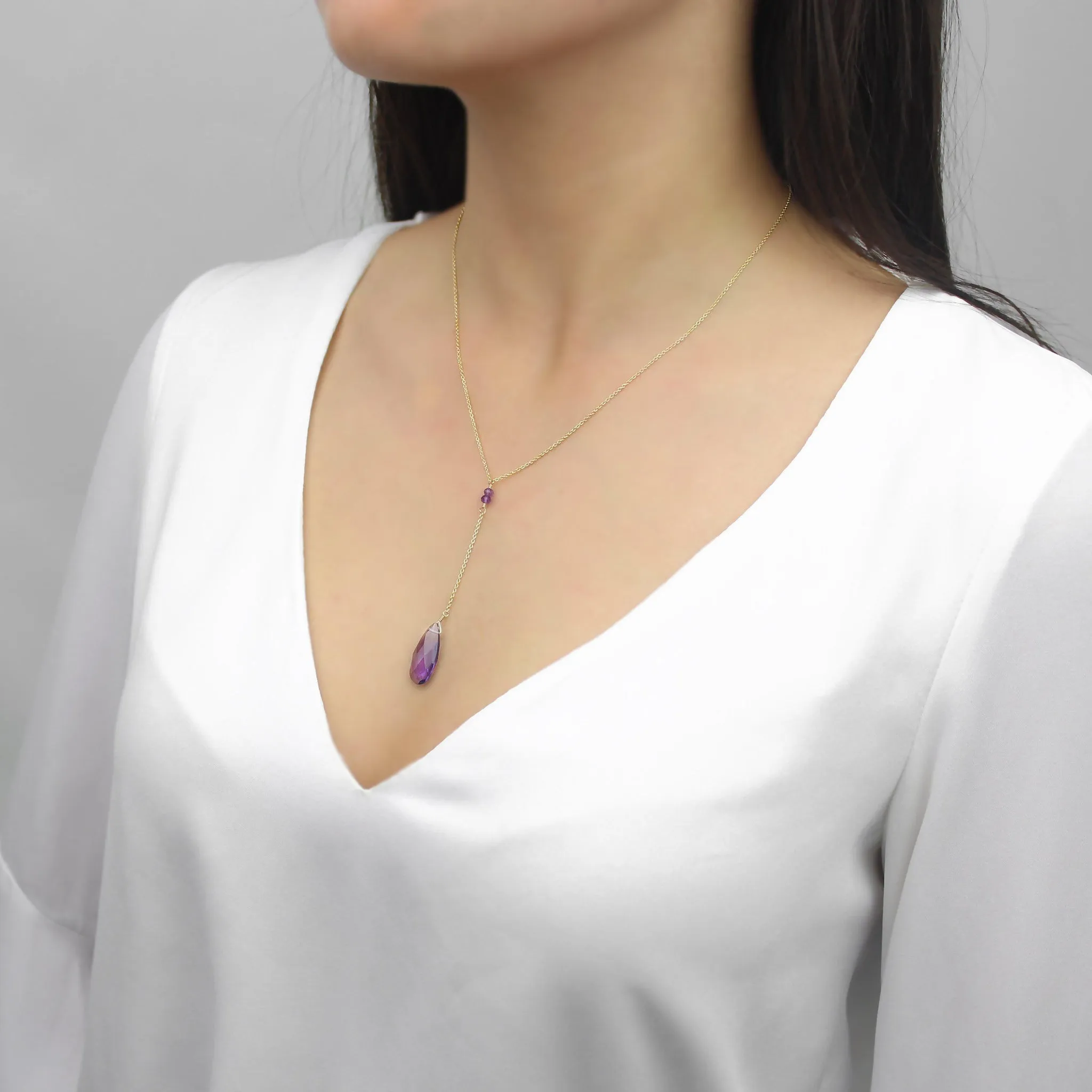 Y Shape Necklace: Amethyst